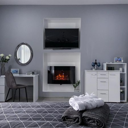 Studio 5 Brasov Luaran gambar